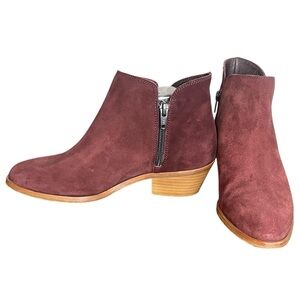 GARNET HILL Burgundy Suede Leather Stacked Heel Ankle Bootie Women's Size‎ 7.5